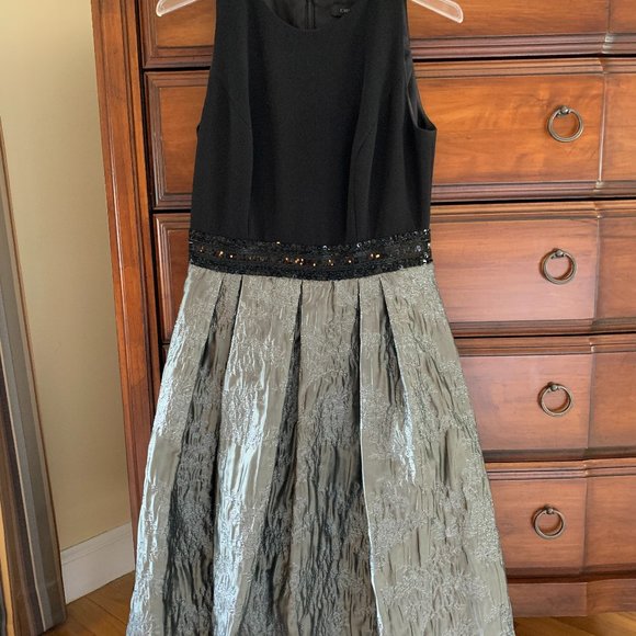 Carmen Marc Valvo party dress - Picture 2 of 7